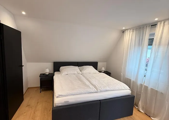 Apartment Moderne & Ruhige , Naehe Messe